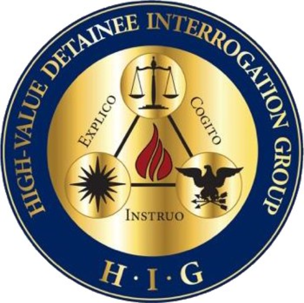 Logo der High-Value Detainee Interrogation Group mit einem blauen Kreis mit weißer Umrandung und Stern, der eine weiße Taube mit ausgebreiteten Flügeln und weißen, fetten Text enthält.