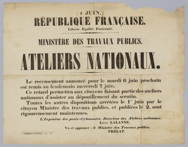 Paper with the text "Ateliers Nationaux - République Française - Ministère des Travaux Publics" printed on it.