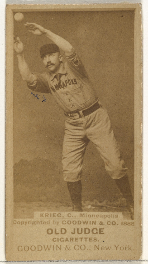 Schwarz-weißes Foto eines Baseball-Spielers in Uniform, der einen Ball wirft, mit ernster Miene und der Beschriftung "Baseball-Karte" unten.