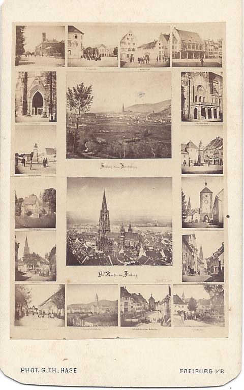 Schwarzes und weißes Foto von Freiburg, Deutschland, mit Gebäuden, Bäumen und Menschen und dem Text "Freiburg, Deutschland" am unteren Rand.