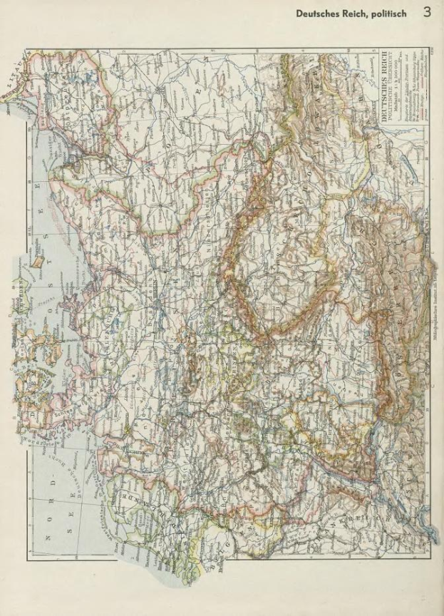Eine Karte von Deutschland aus dem 19. Jahrhundert, die die politischen Teilungen des Landes zeigt, gedruckt auf altem Papier mit Text über und unter der Karte.