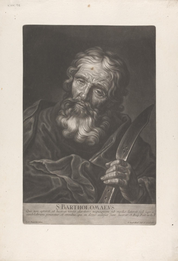 Alter Mann mit langem Bart, der ein Messer hält, konzentrierter Blick, ernster Gesichtsausdruck, Text lautet "S. Bartholomeus".
