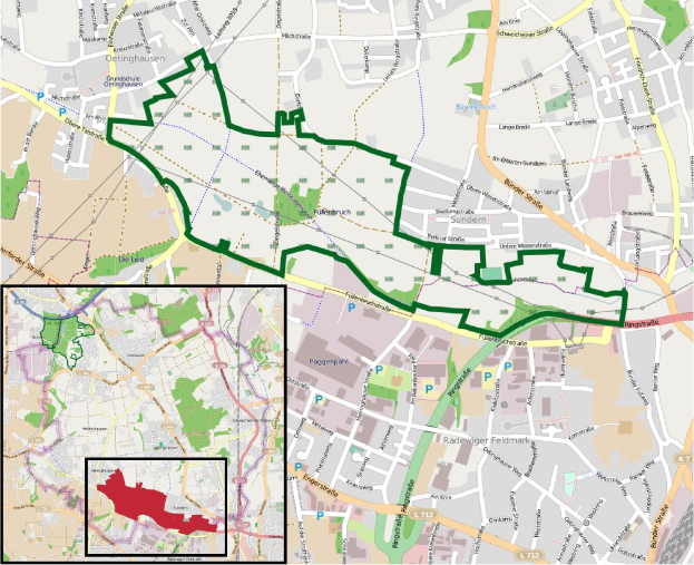 Eine detaillierte Karte von Berlin mit einer grünen Linie, die eine vorgeschlagene Route anzeigt, mit Straßen, Parks und Landmarken auf einem weißen Hintergrund.