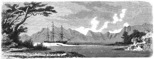 Schwarze und weiße Gravur eines Schiffs, das auf dem Ozean segelt, mit Bergen im Hintergrund, umgeben von Vegetation unter einem bewölkten Himmel, mit dem Text "Piraten der Karibik" unten.