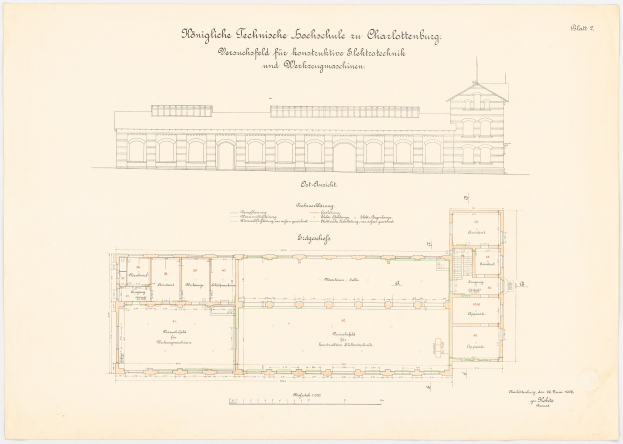 A drawing of the Königliche Technische Hochschule building in Charlottenburg, featuring numerous windows and an architectural floor plan with accompanying text.