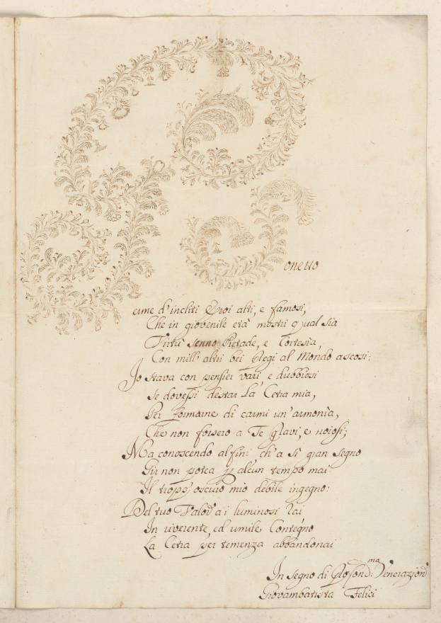 Altes Buch mit detaillierter floraler Design-Illustration auf dem Cover und sichtbarem handgeschriebenem Text auf altem Papier.