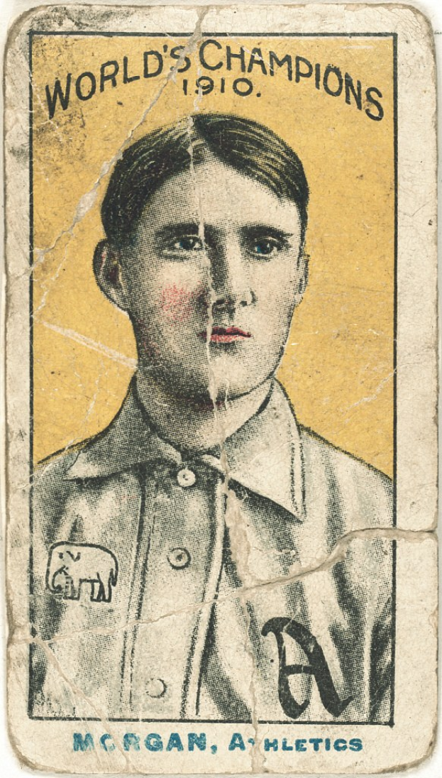 Alte Baseballkarte mit einem Mann in einem Baseball-Outfit mit ernster Miene, beschriftet mit "Weltmeister".